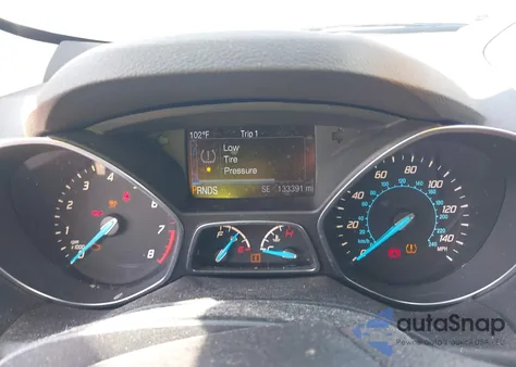 2016 Ford Escape S z USA, uszkodzony, nr VIN 1FMCU0F78GUB88268